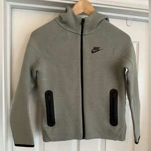 Nike Tech Fleece Size Medium boys Greyish Green Hoodie